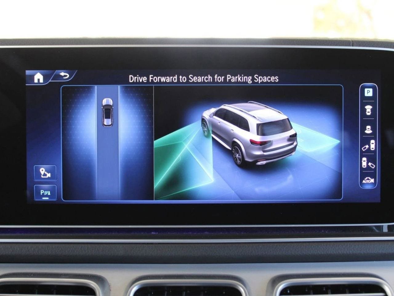 Used 2024 Mercedes-Benz GLS 450 4MATIC image 21