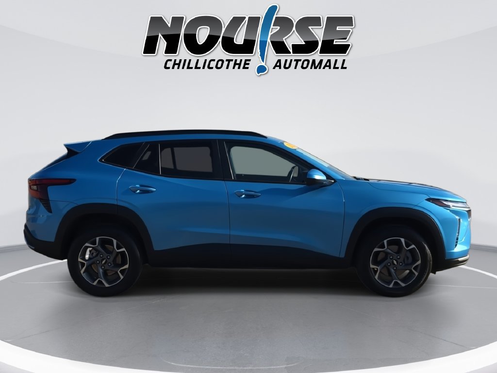 Used 2025 Chevrolet Trax LT w/ Driver Confidence Package FWD image 9