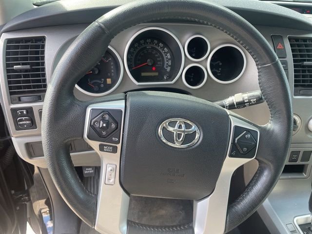 Used 2014 Toyota Sequoia SR5 w/ Premium Package AWD/4WD image 11