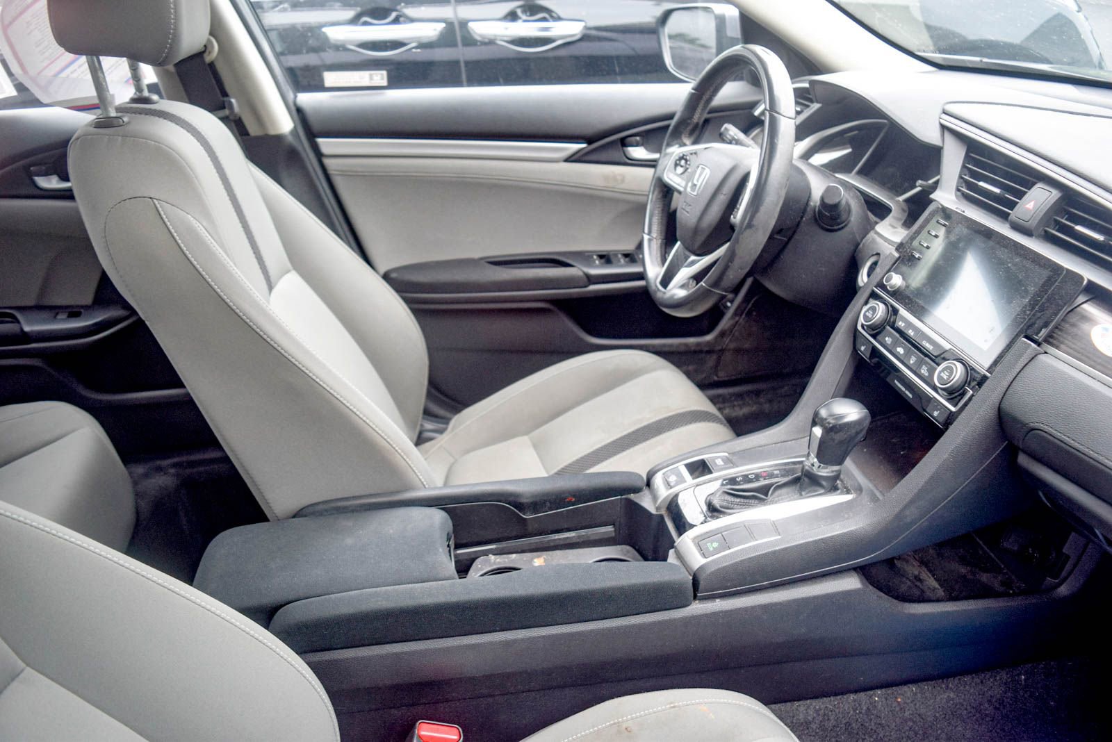 Used 2019 Honda Civic EX image 19