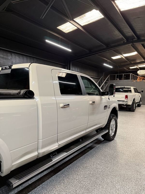 Used 2017 RAM 3500 Laramie Longhorn image 8