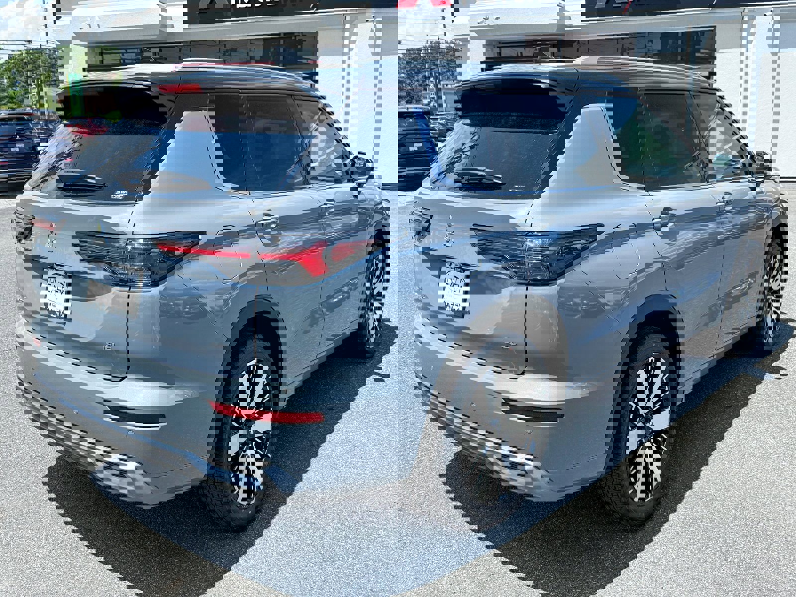 New 2025 Mitsubishi Outlander AWD image 12