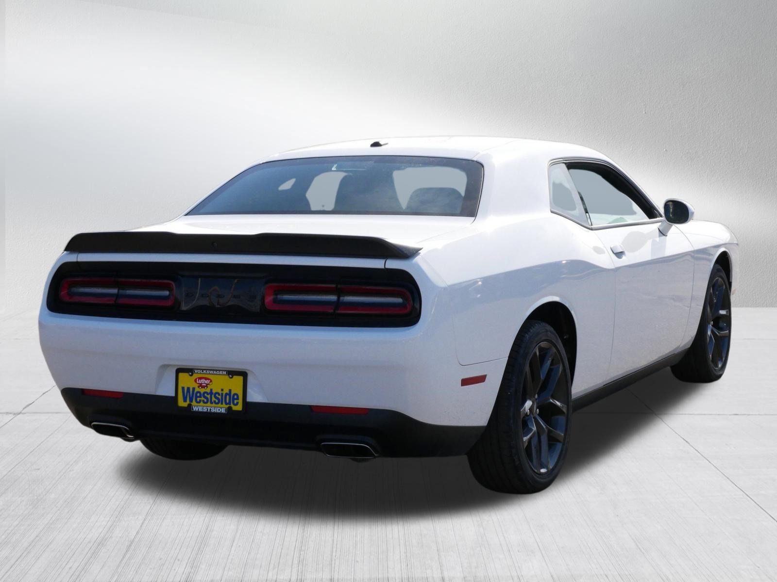 Used 2022 Dodge Challenger SXT w/ Blacktop Package image 6