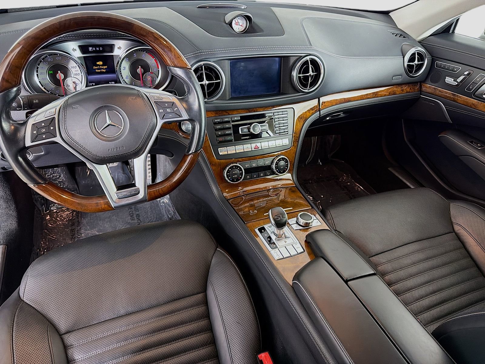 Used 2014 Mercedes-Benz SL 550 image 24