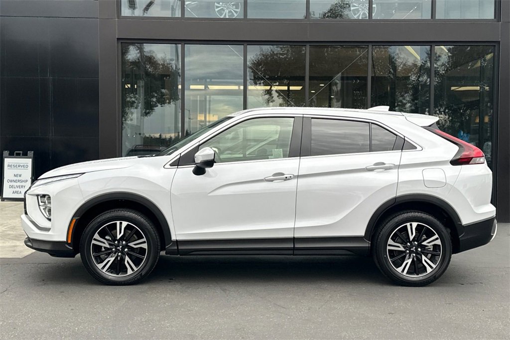 Used 2025 Mitsubishi Eclipse Cross SE image 9