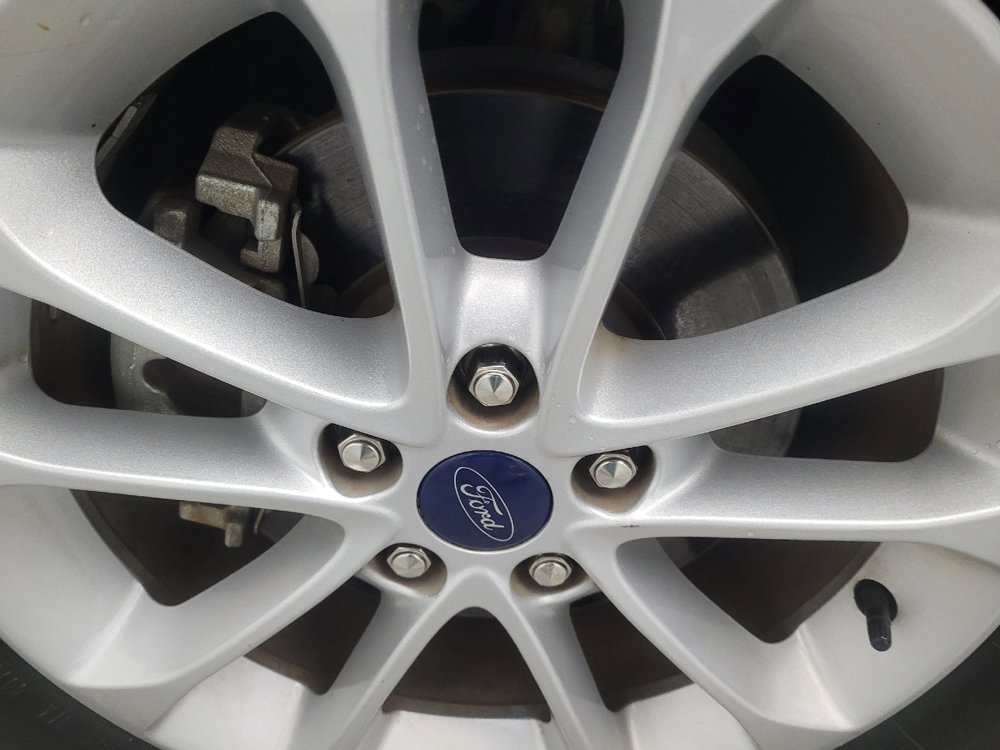 Used 2020 Ford Fusion SE image 31