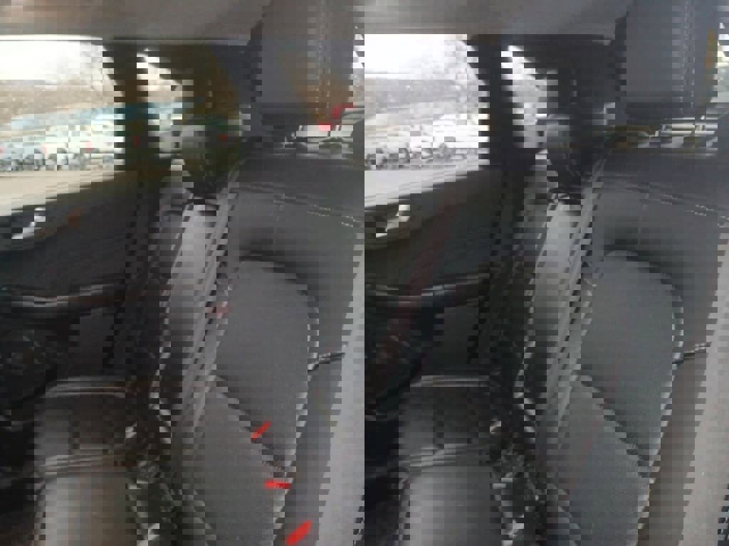 Used 2021 Ford Escape SEL w/ Technology Package image 16