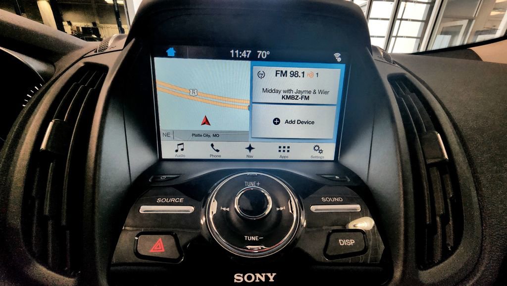 Used 2017 Ford Escape Titanium FWD image 25