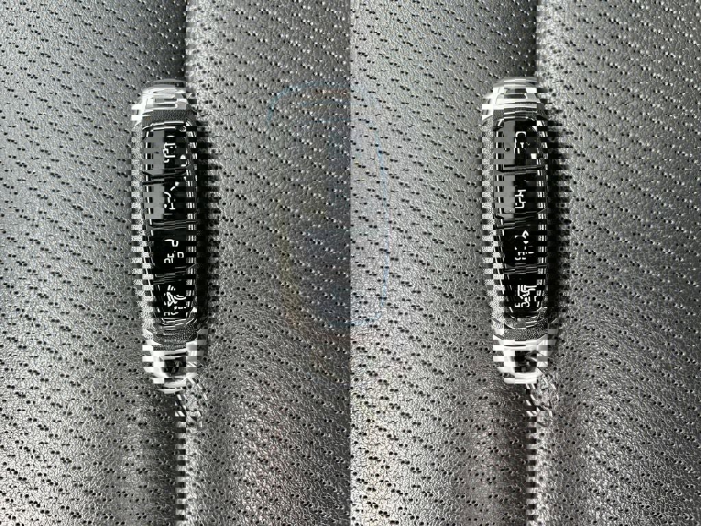 Used 2023 Hyundai Kona Limited w/ Cargo Package image 33