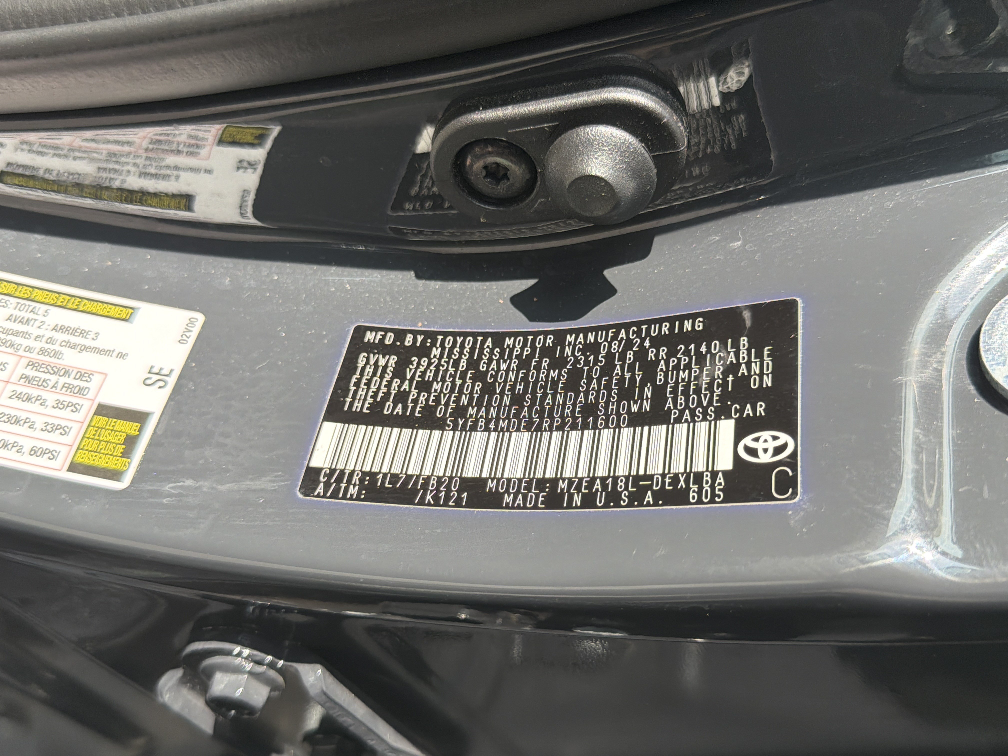 Used 2024 Toyota Corolla LE FWD image 31