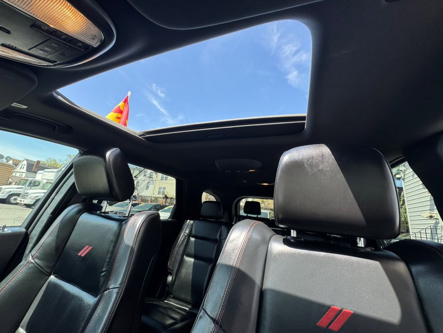 Used 2024 Dodge Durango GT image 32