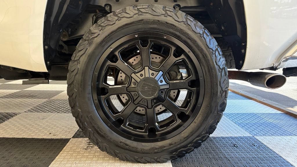 Used 2016 Toyota Tundra SR5 w/ SR5 Upgrade Package AWD/4WD image 10