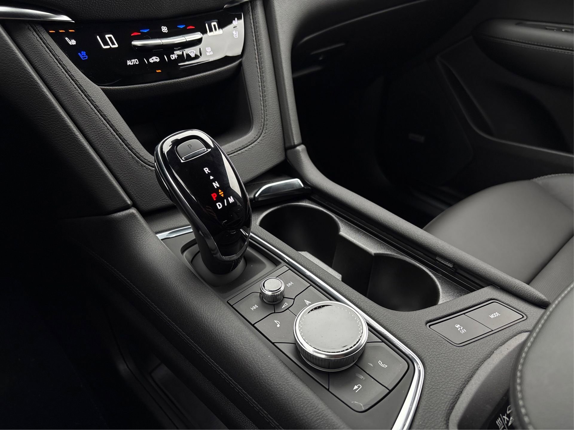 New 2026 Cadillac XT5 Premium Luxury w/ Driver Assist Package FWD image 30