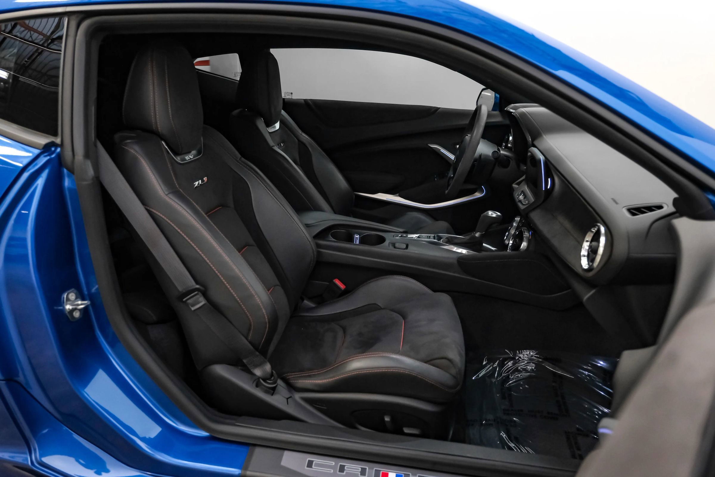 Used 2018 Chevrolet Camaro ZL1 image 23