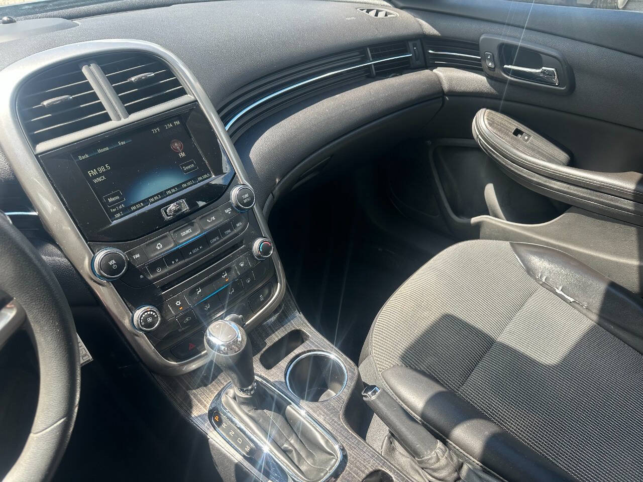 Used 2016 Chevrolet Malibu LT w/ Power Convenience Package FWD image 19
