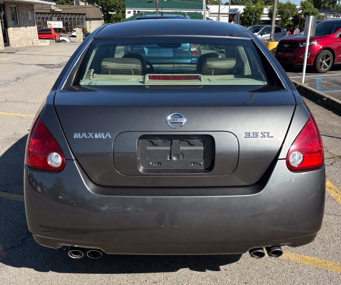 Used 2005 Nissan Maxima 3.5 SL w/ (T05) Navigation System Pkg FWD image 3