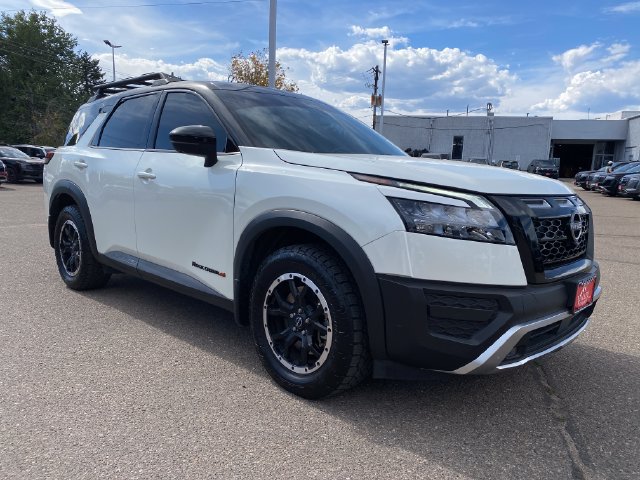 Used 2023 Nissan Pathfinder Rock Creek AWD/4WD image 7