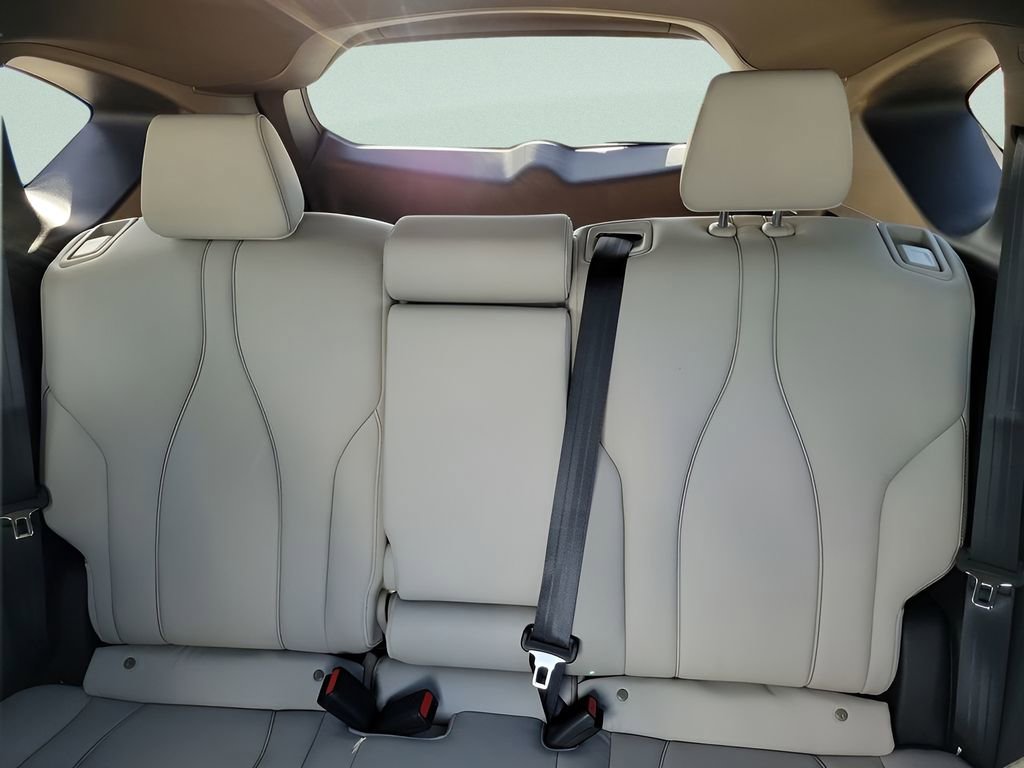 New 2026 Acura RDX SH-AWD image 13