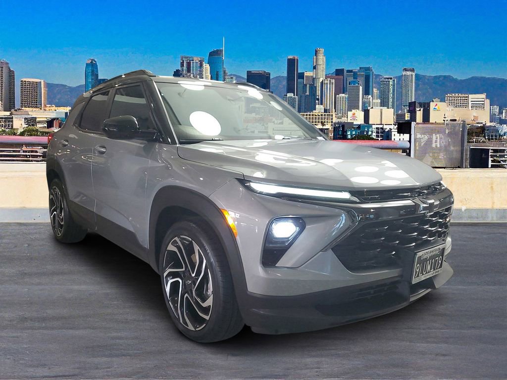 Used 2024 Chevrolet TrailBlazer RS w/ Convenience Package image 3