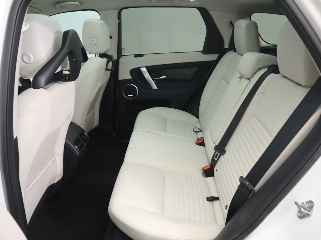 Used 2025 Land Rover Discovery Sport S image 22