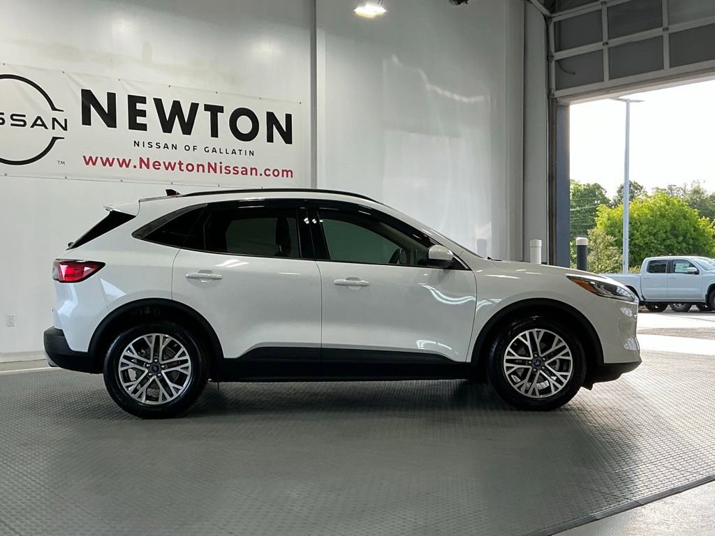 Used 2020 Ford Escape SEL FWD image 25