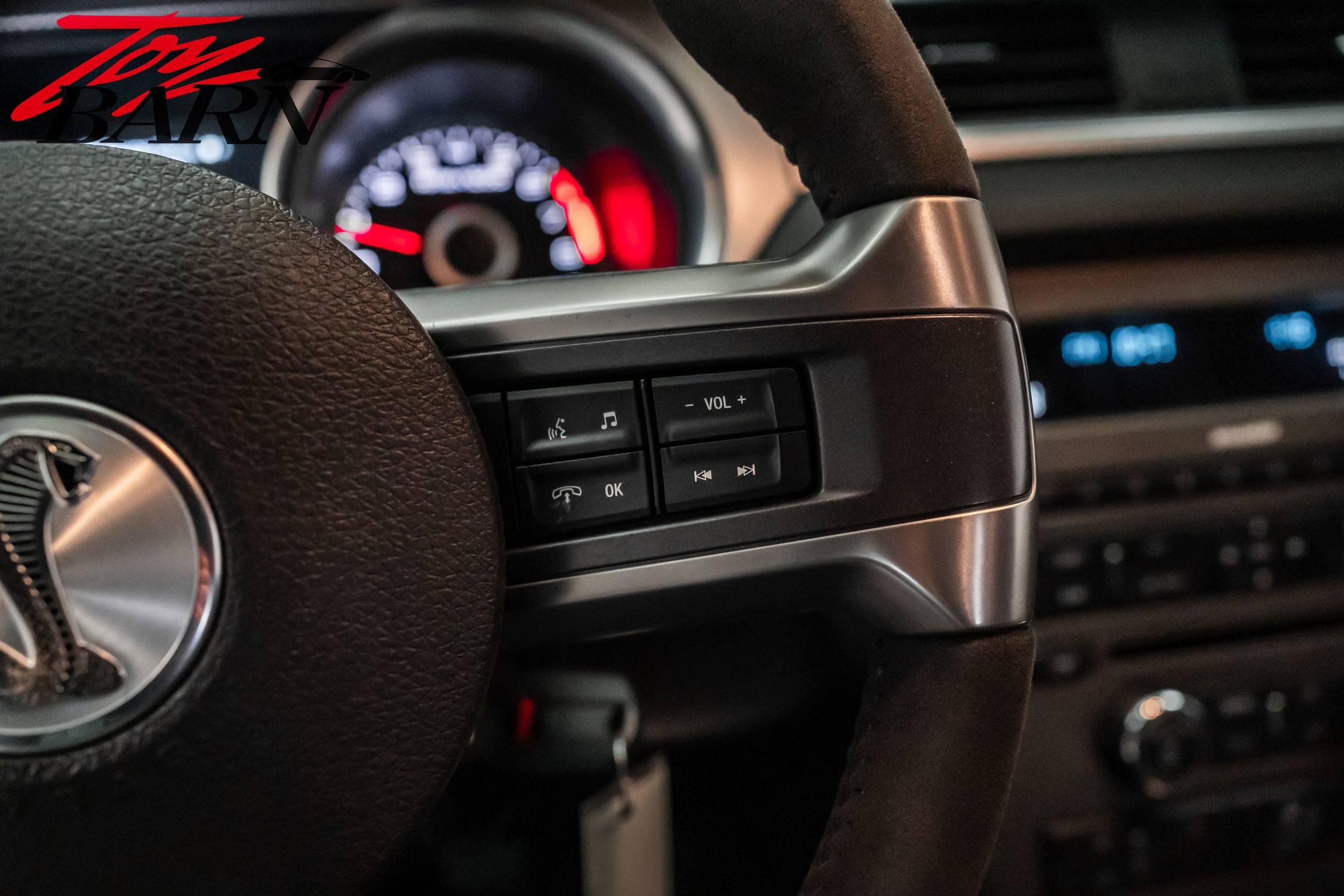 Used 2014 Ford Mustang Shelby GT500 w/ Equipment Group 821A image 32