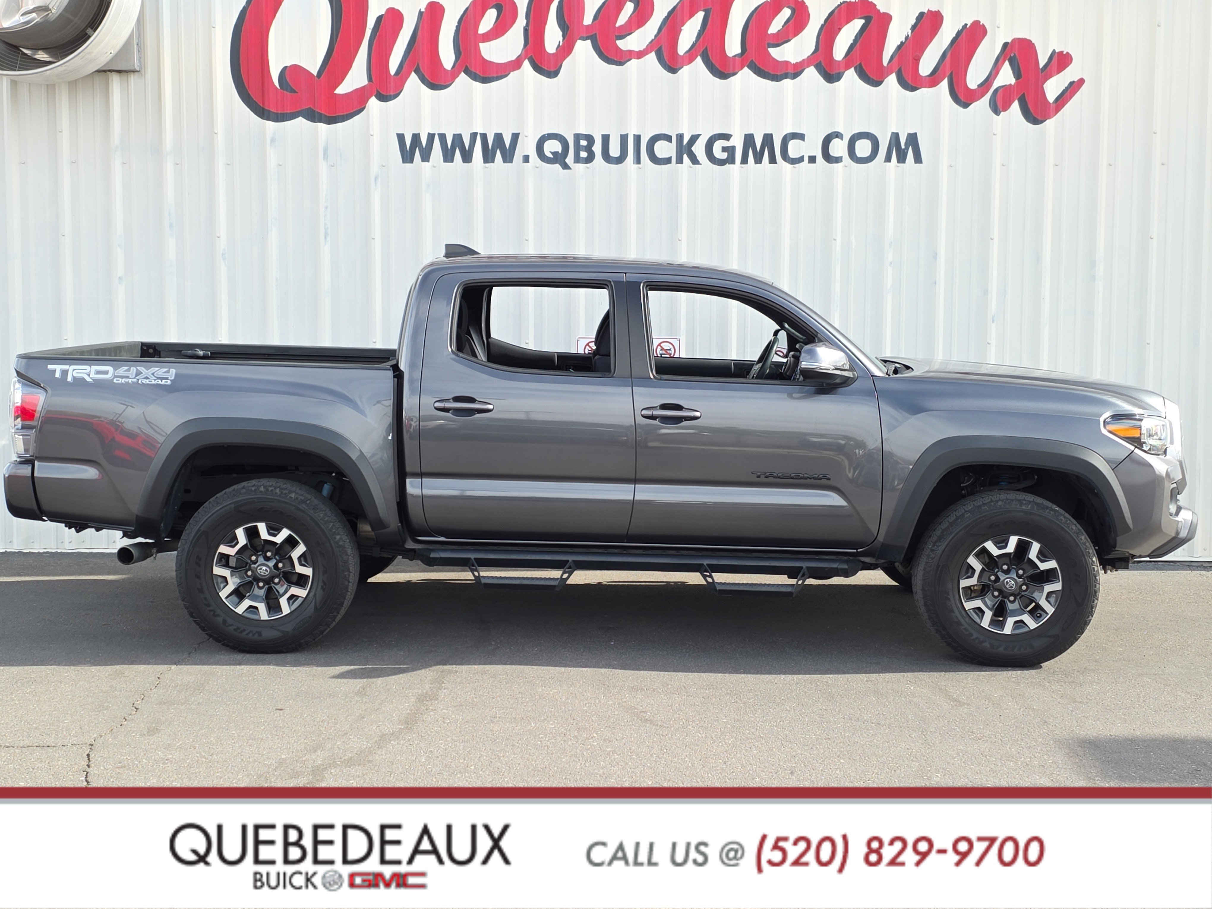 Used 2021 Toyota Tacoma TRD Off-Road w/ Technology Package AWD/4WD image 9