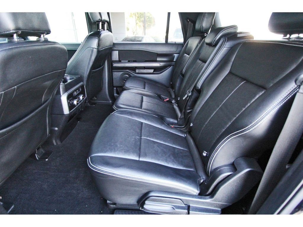 Used 2019 Ford Expedition Max XLT image 7