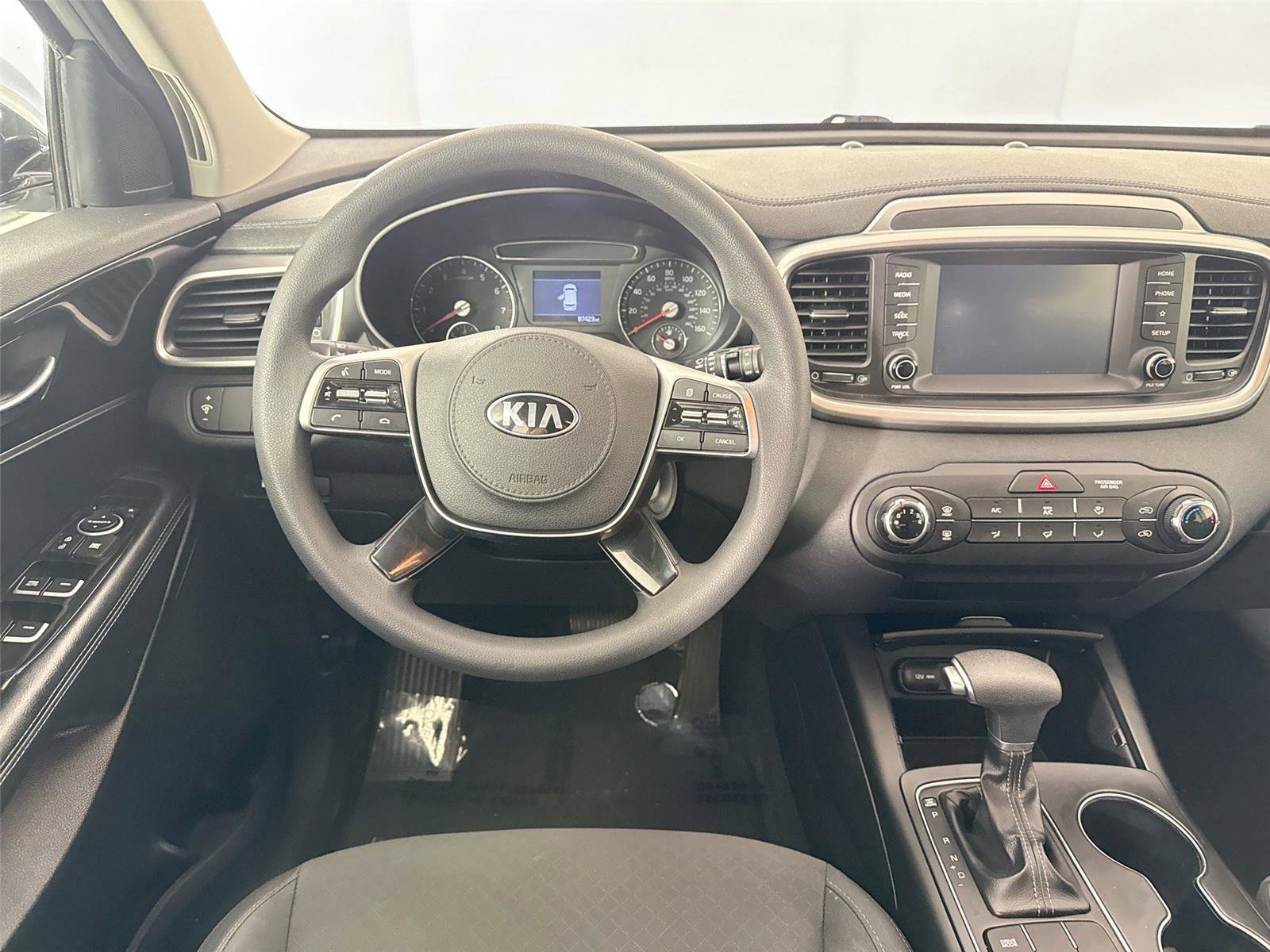 Used 2019 Kia Sorento L image 32