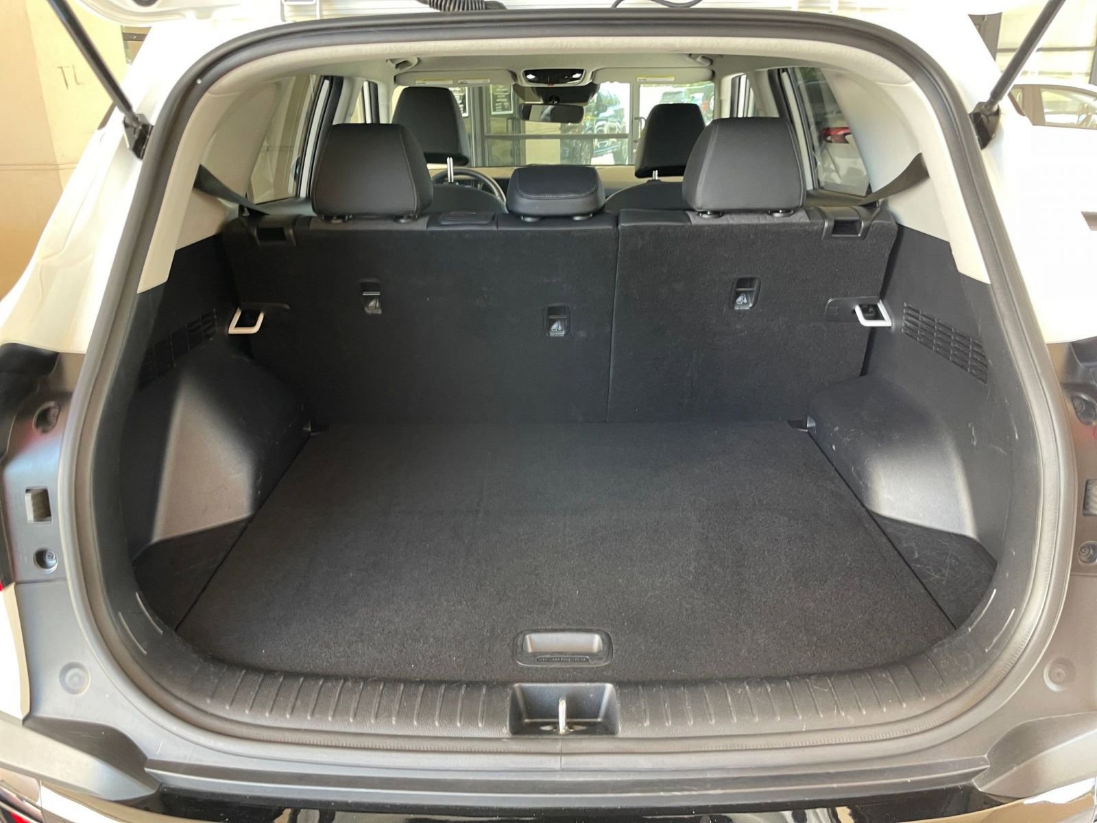 Used 2025 Kia Seltos S FWD image 32