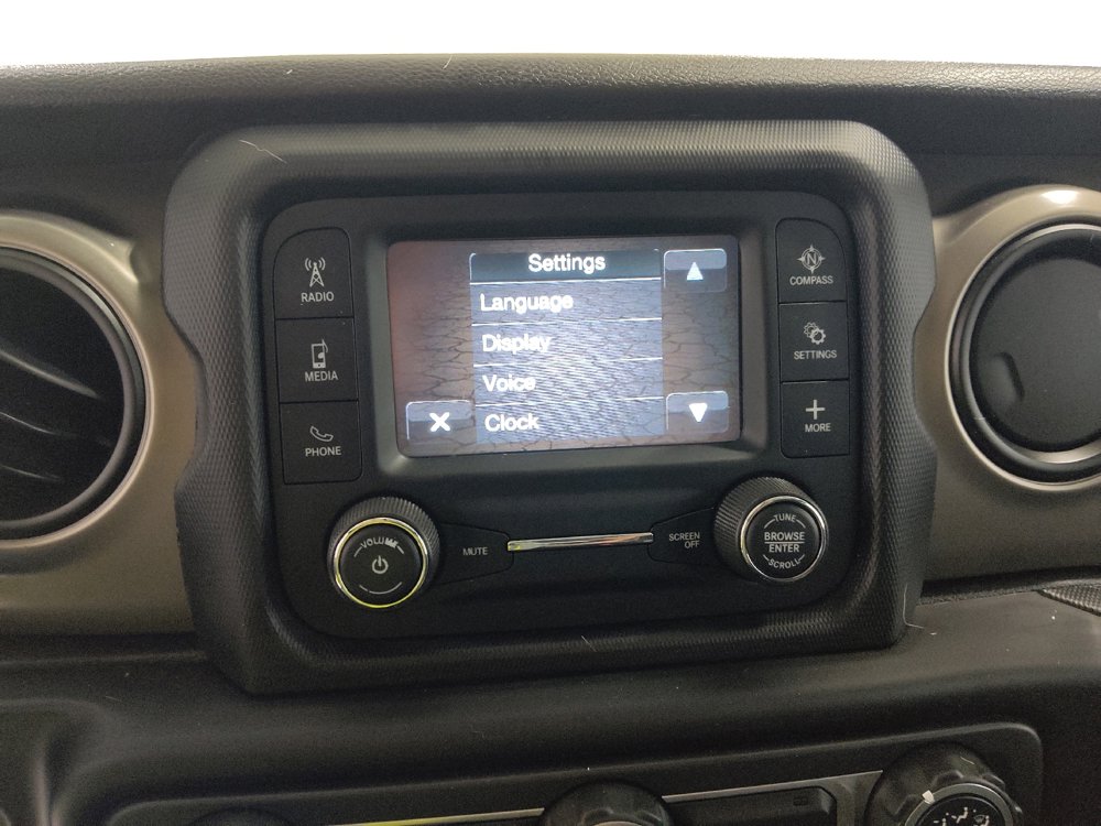 Used 2018 Jeep Wrangler Sport image 25