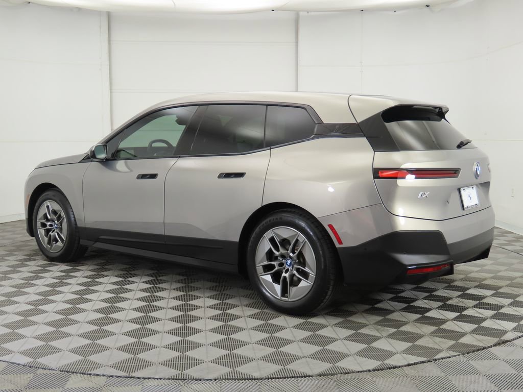 Certified 2023 BMW iX xDrive50 w/ Ultimate Package 2 image 7