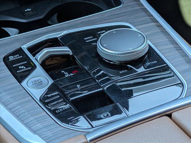 Used 2024 BMW X5 sDrive40i w/ M Sport Package image 16