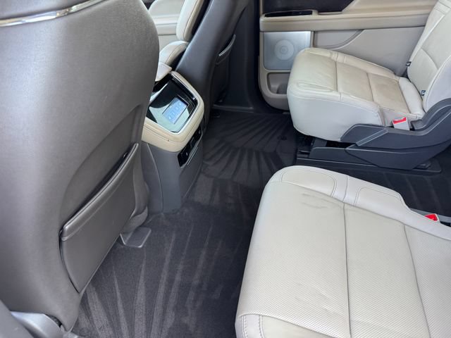 Used 2023 Lincoln Navigator L Reserve AWD/4WD image 17