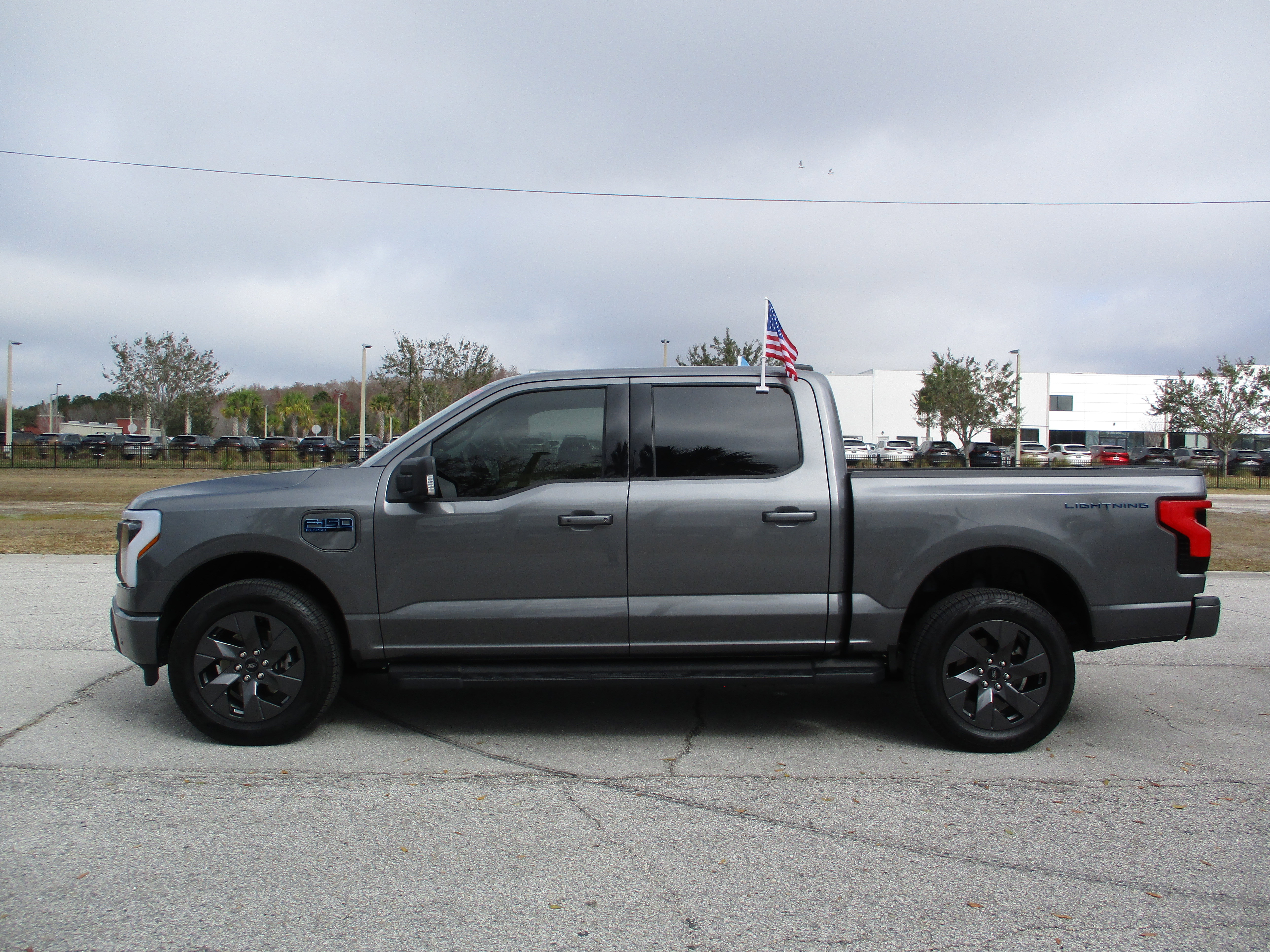 Certified 2025 Ford F150 Lightning Flash image 4