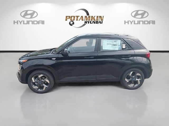 New 2026 Hyundai Venue SEL FWD image 8