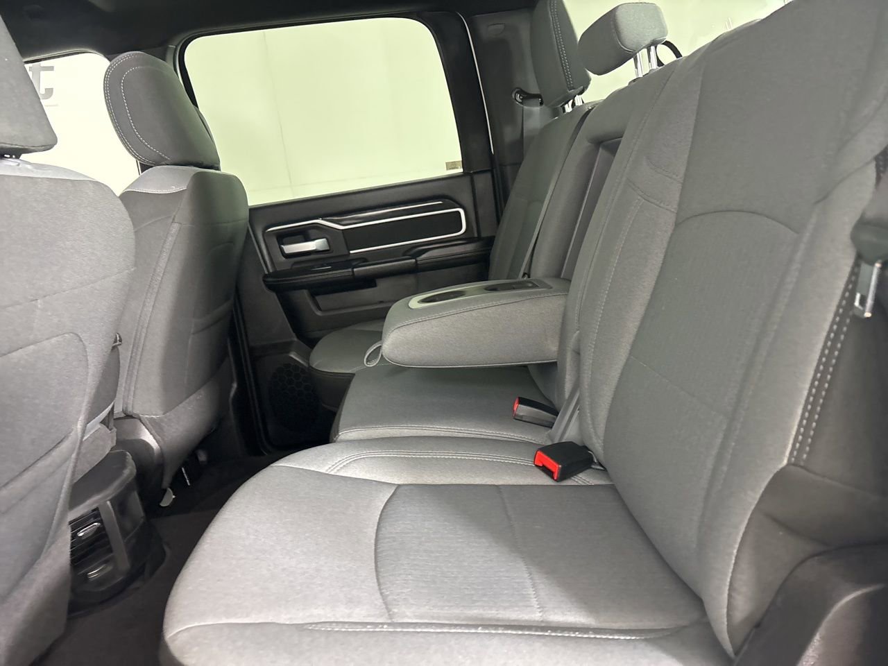 Used 2024 RAM 3500 Big Horn image 21