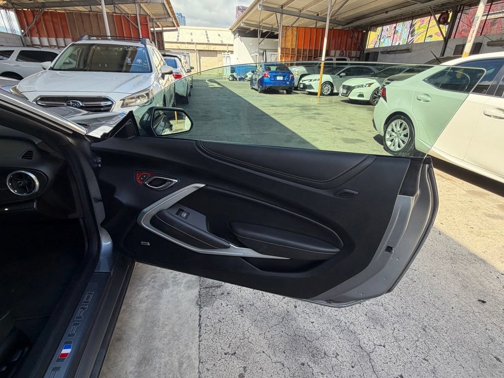 Used 2019 Chevrolet Camaro SS RWD image 18