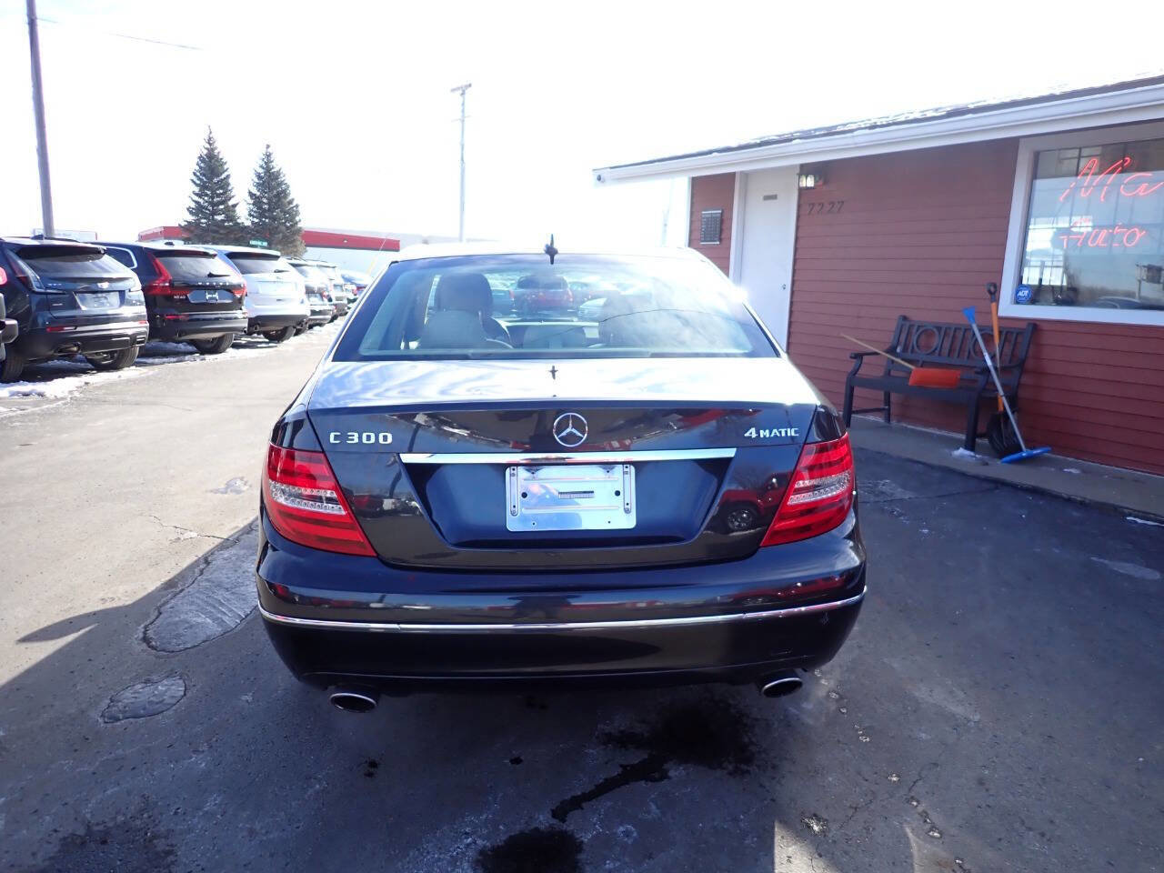 Used 2013 Mercedes-Benz C 300 4MATIC Sedan w/ Premium 1 Pkg image 5