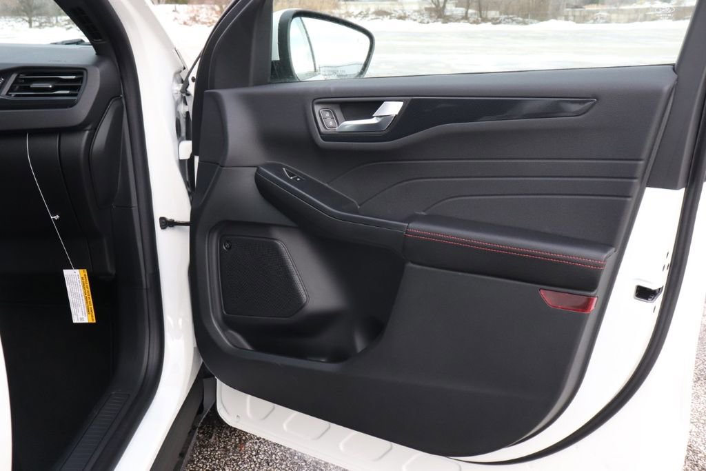 New 2026 Ford Escape ST-Line Select w/ Tech Pack #2 image 38