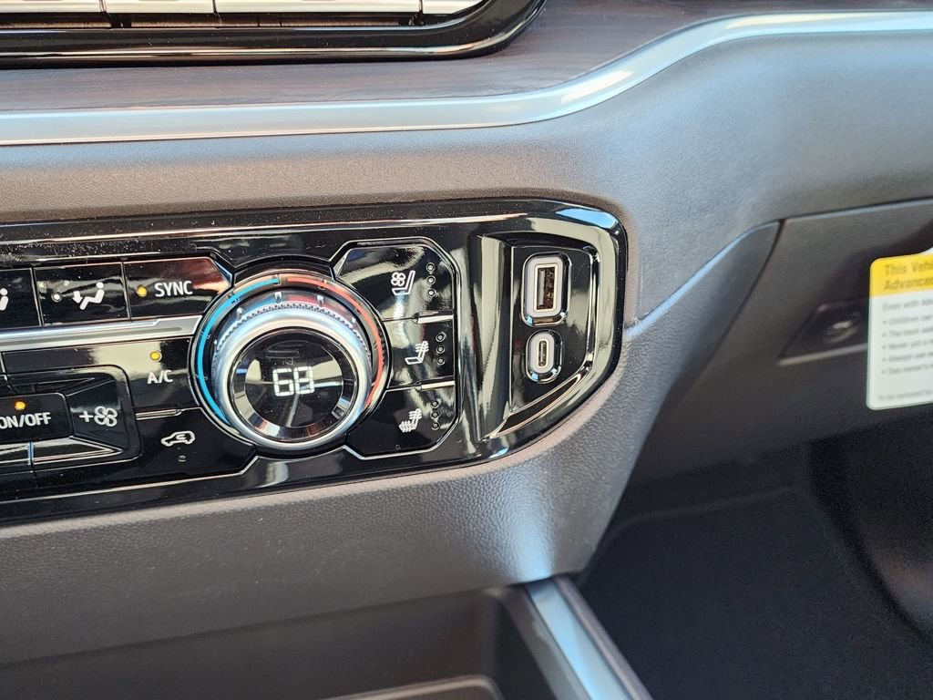 New 2026 GMC Sierra 1500 SLT w/ SLT Premium Plus Package image 29