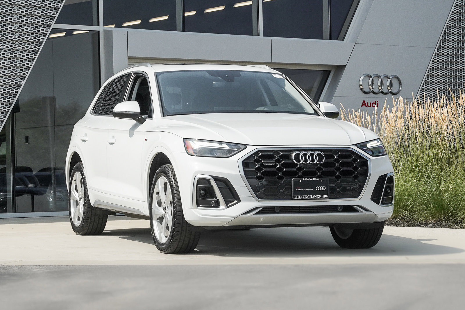 Certified 2025 Audi Q5 2.0T Premium Plus w/ Premium Plus Package