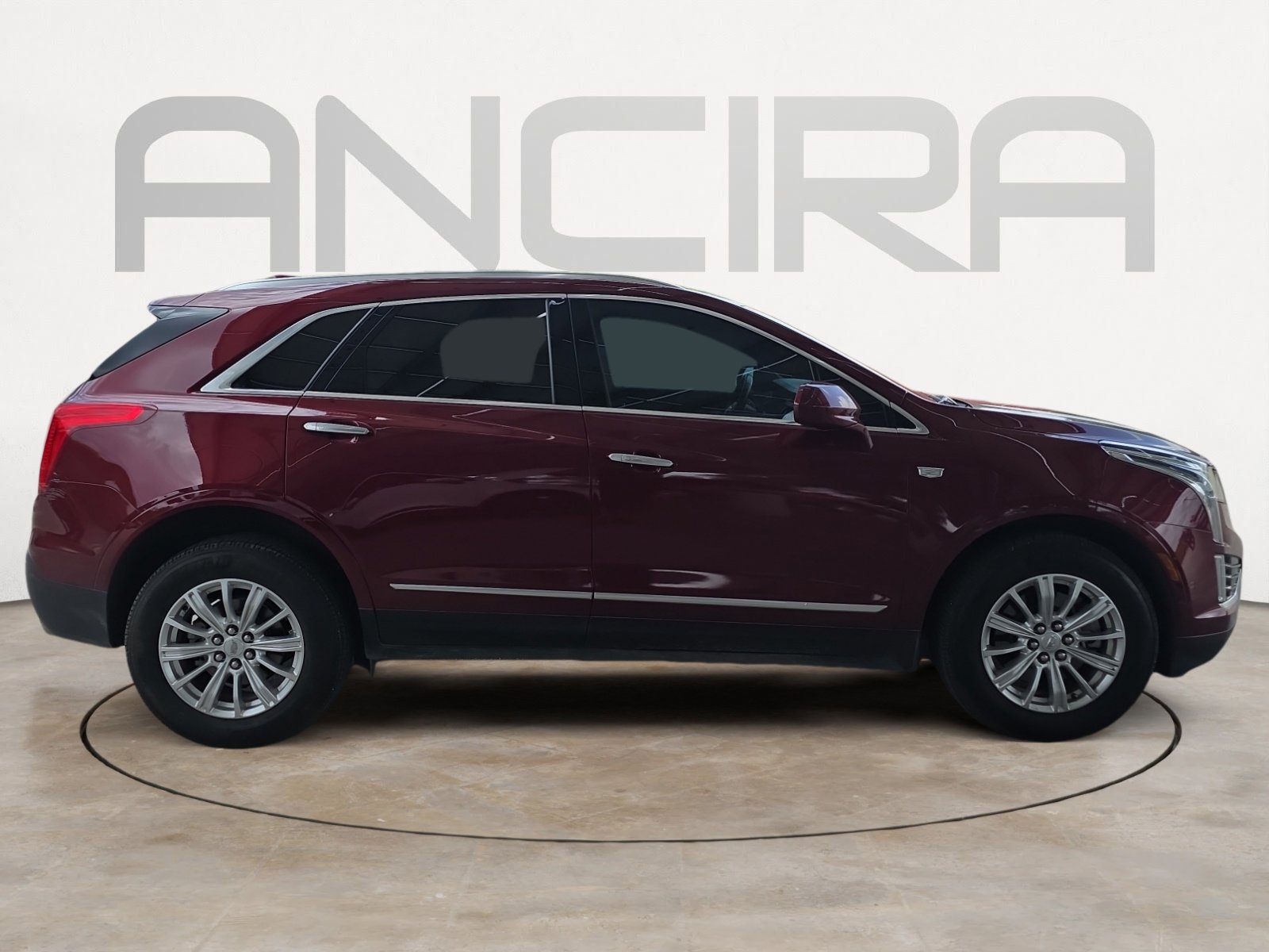 Used 2018 Cadillac XT5 FWD image 9
