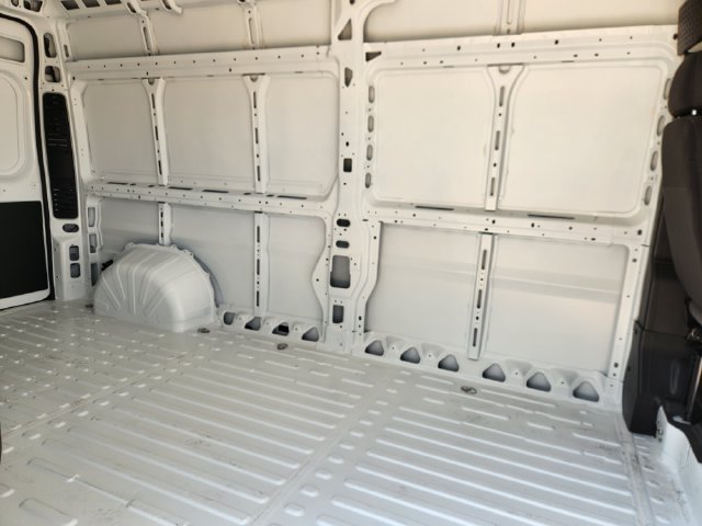 Used 2025 RAM ProMaster 2500 FWD image 29