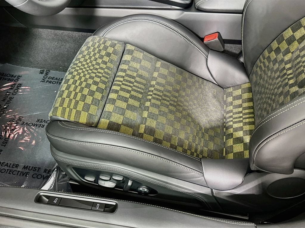 Certified 2026 Porsche 911 GTS RWD image 21