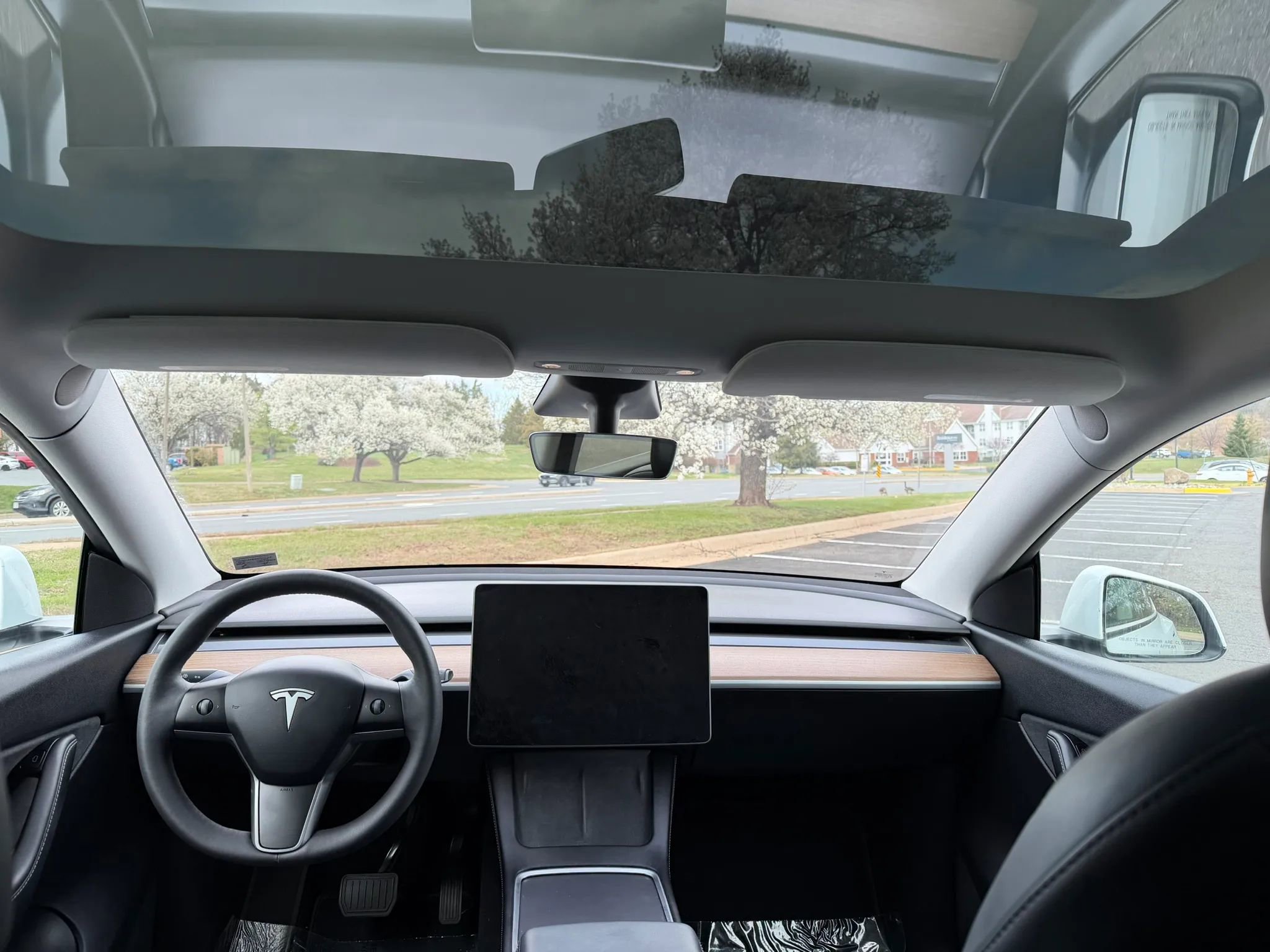 Used 2021 Tesla Model Y Long Range image 11