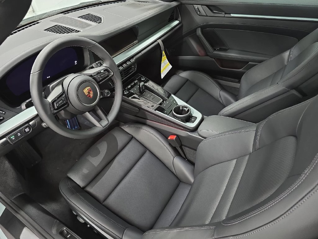 New 2027 Porsche 911 Targa 4S AWD/4WD image 4