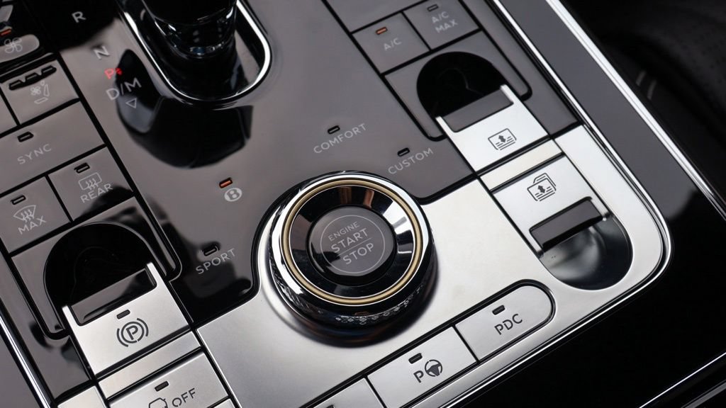 Used 2022 Bentley Flying Spur V8 AWD/4WD image 39