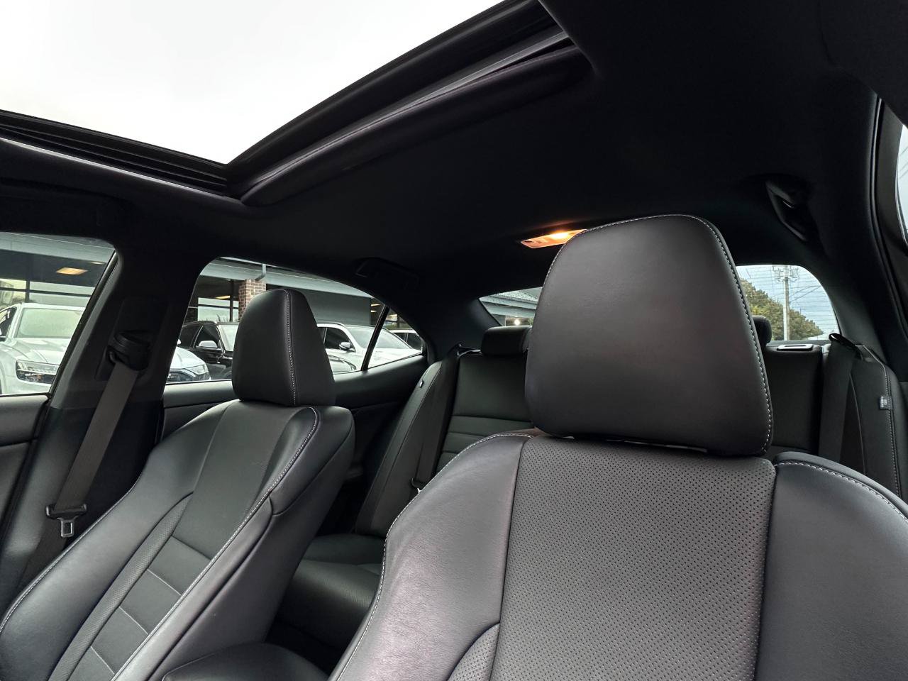 Used 2020 Lexus IS 300 F Sport w/ F Sport Package RWD image 4