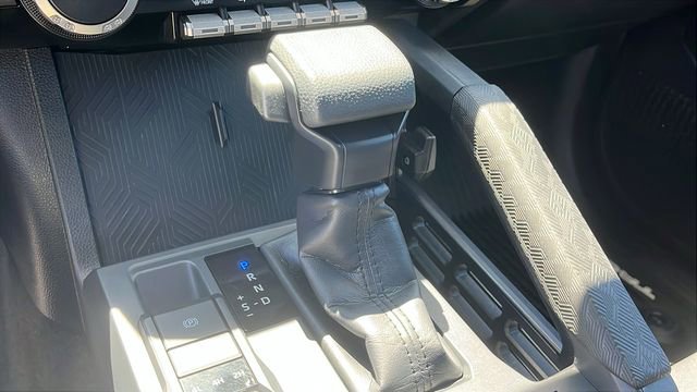 Certified 2025 Toyota Tacoma SR AWD/4WD image 17
